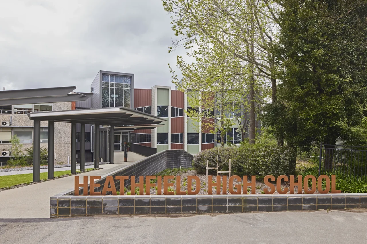 Heathfield High School Signage